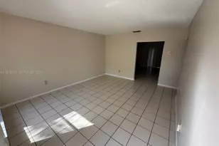 20612 SW 103rd Pl, Cutler Bay, FL 33189 - Photo 4