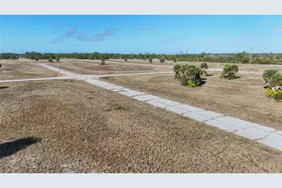 14381 Swordfish Ct, Other City - In The State Of Florida, FL 33946 - Photo 4