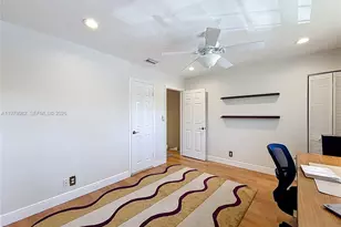 2128 NE 9th Ave, Wilton Manors, FL 33305 - Photo 18