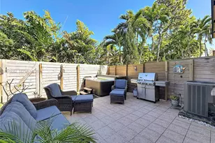 2128 NE 9th Ave, Wilton Manors, FL 33305 - Photo 28
