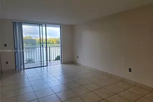 9688 Fontainebleau Blvd, Miami, FL 33172 - Photo 8