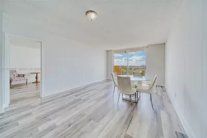 2000 NE 135th St #708, North Miami, FL 33181 - Photo 6