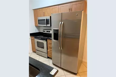 6386 Emerald Dunes Dr #102, West Palm Beach, FL 33411 - Photo 12