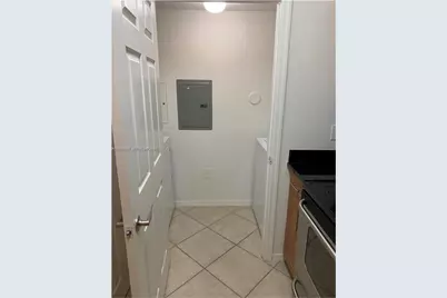 6386 Emerald Dunes Dr #102, West Palm Beach, FL 33411 - Photo 14