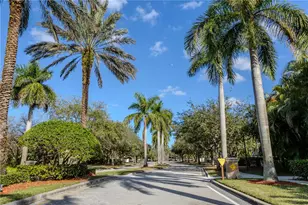 6386 Emerald Dunes Dr, West Palm Beach, FL 33411 - Photo 2