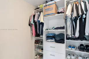 90 SW 3rd St, Miami, FL 33130 - Photo 24