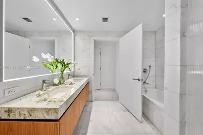 500 Alton #901, Miami Beach, FL 33139 - Photo 42