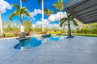 4724 SW 195th Way, Miramar, FL 33029 - Photo 2