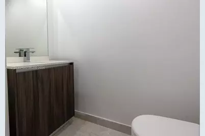 488 NE 18th St #3302, Miami, FL 33132 - Photo 4