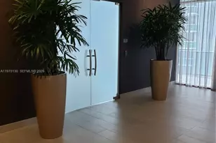 488 NE 18th St, Miami, FL 33132 - Photo 18