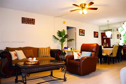 900 Saint Charles Pl #316, Pembroke Pines, FL 33026 - Photo 6