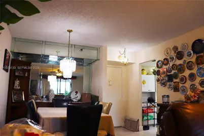 900 Saint Charles Pl #316, Pembroke Pines, FL 33026 - Photo 8