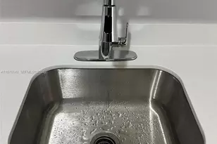 8000 Fairview Dr, Tamarac, FL 33321 - Photo 6