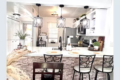 2811 Somerset Dr #211, Lauderdale Lakes, FL 33311 - Photo 2