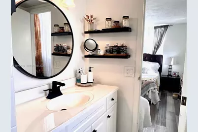 2811 Somerset Dr #211, Lauderdale Lakes, FL 33311 - Photo 18