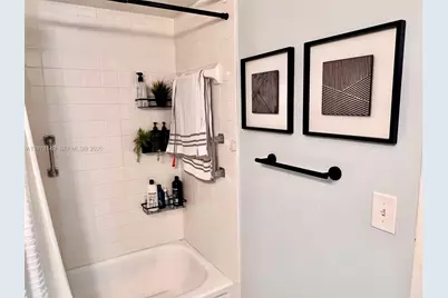 2811 Somerset Dr #211, Lauderdale Lakes, FL 33311 - Photo 26