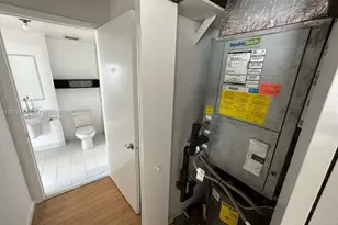 690 SW 1st Ct, Miami, FL 33130 - Photo 18