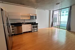 690 SW 1st Ct, Miami, FL 33130 - Photo 12