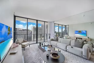 88 SW 7th St, Miami, FL 33130 - Photo 1