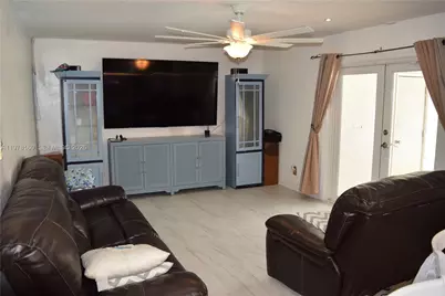 5317 Van Buren St, Hollywood, FL 33021 - Photo 4
