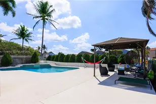 18438 NW 11th St, Pembroke Pines, FL 33029 - Photo 22