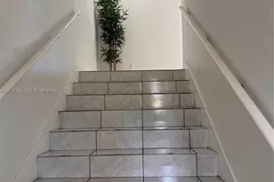 2534 SE 19th Pl, Homestead, FL 33035 - Photo 2