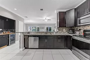 772 NW 132nd Ave, Plantation, FL 33325 - Photo 4