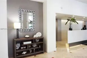 100 Lincoln Rd, Miami Beach, FL 33139 - Photo 16