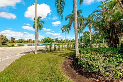 15853 SW 10th St, Pembroke Pines, FL 33027 - Photo 32