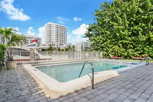 34 Bal Bay Dr, Bal Harbour, FL 33154 - Photo 4