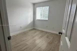 1481 SE 24th Ct, Homestead, FL 33035 - Photo 10