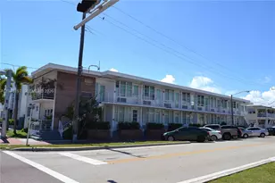 300 74th St, Miami Beach, FL 33141 - Photo 2