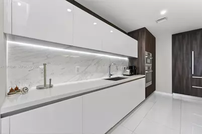 851 NE 1st Ave #1101, Miami, FL 33132 - Photo 10