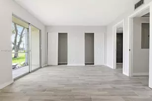 301 SW 135th Ave, Pembroke Pines, FL 33027 - Photo 18