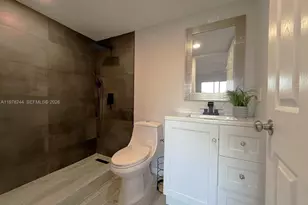 301 SW 135th Ave, Pembroke Pines, FL 33027 - Photo 20