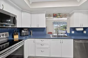 9291 NW 11th Ct, Pembroke Pines, FL 33024 - Photo 16