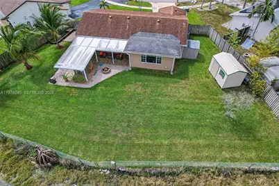 9291 NW 11th Ct, Pembroke Pines, FL 33024 - Photo 40