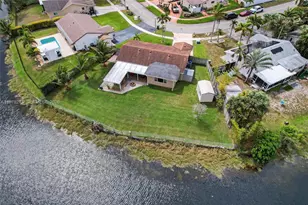 9291 NW 11th Ct, Pembroke Pines, FL 33024 - Photo 40