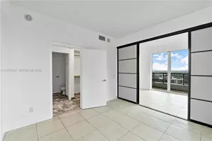 60 SW 13th St, Miami, FL 33130 - Photo 16