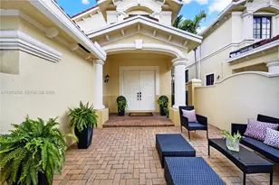 1506 Passion Vine Cir, Weston, FL 33326 - Photo 4