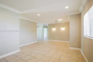 18686 SW 132nd Ave, Miami, FL 33177 - Photo 4