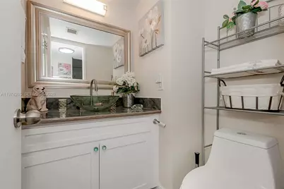 2801 NE 183rd St #1108W, Aventura, FL 33160 - Photo 24