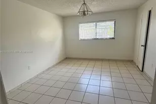 252 NW 48th Pl, Miami, FL 33126 - Photo 4