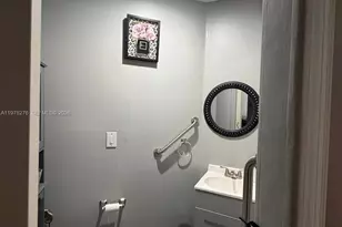 400 Somerset Way, Weston, FL 33326 - Photo 30