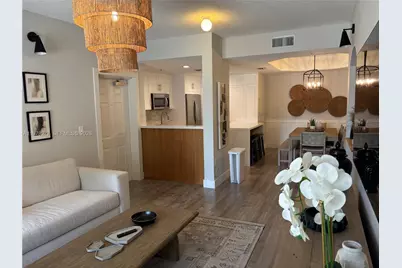 6700 NW 114th Ave #902, Doral, FL 33178 - Photo 2