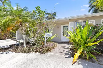 809 SE 14th Dr, Deerfield Beach, FL 33441 - Photo 10