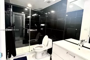 100 Lincoln Rd, Miami Beach, FL 33139 - Photo 10