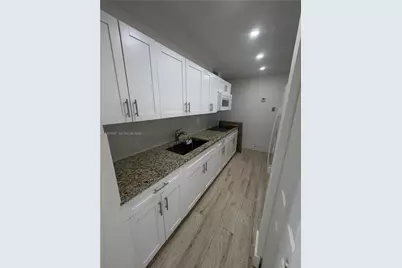750 NW 43rd Ave #501, Miami, FL 33126 - Photo 8