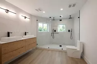 2416 NE 19th Terrace, Wilton Manors, FL 33305 - Photo 8