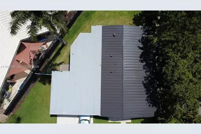 2416 NE 19th Ter, Wilton Manors, FL 33305 - Photo 24